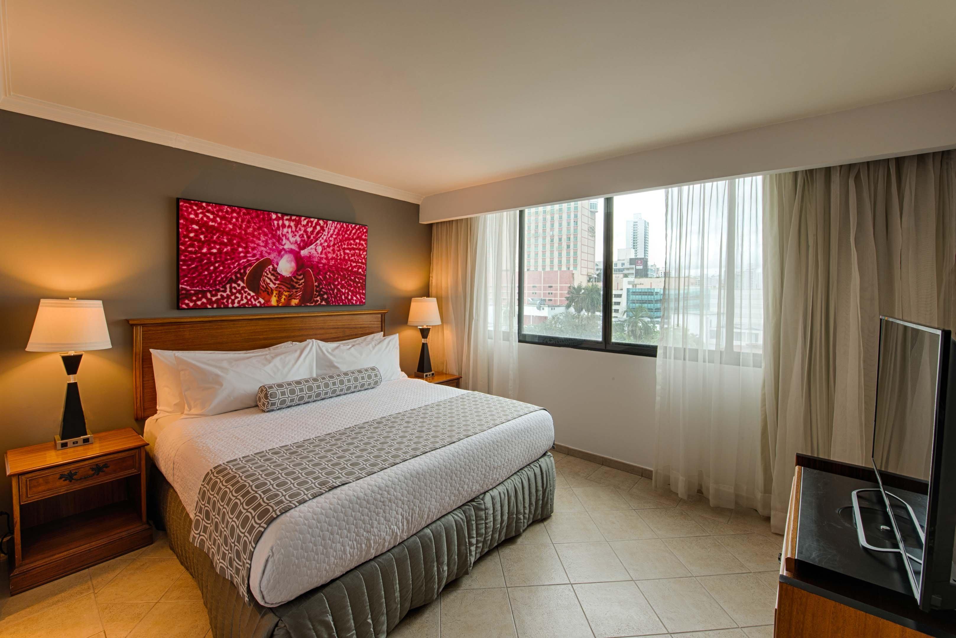 Crowne Plaza Panama By Ihg Hotel Exterior photo